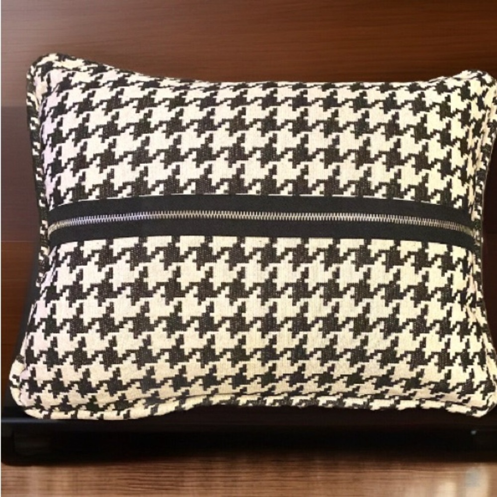 Houndstooth Black and White Accent Pillow - Picture 4 of 4